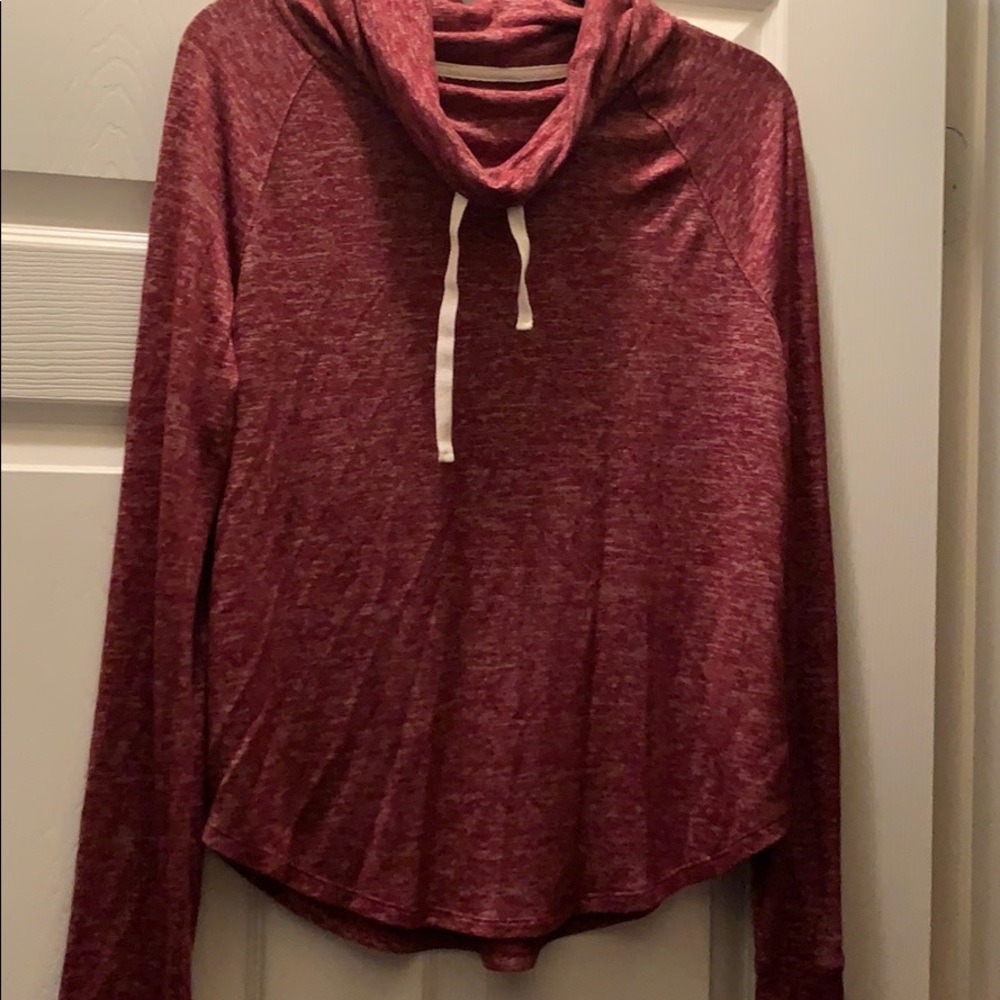 Hollister pullover